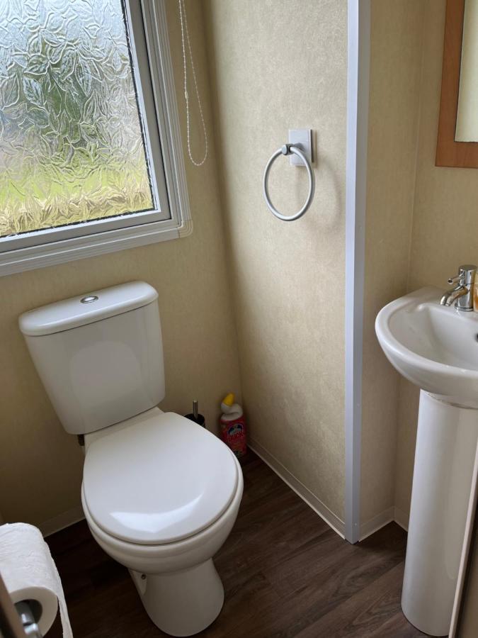 Garej Mynytho Caravan Holiday home
